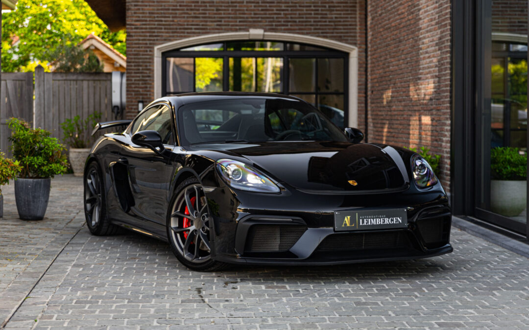 Sport Chrono / PDK / Sportuitlaatsysteem / PASM / Porsche Approved Warranty